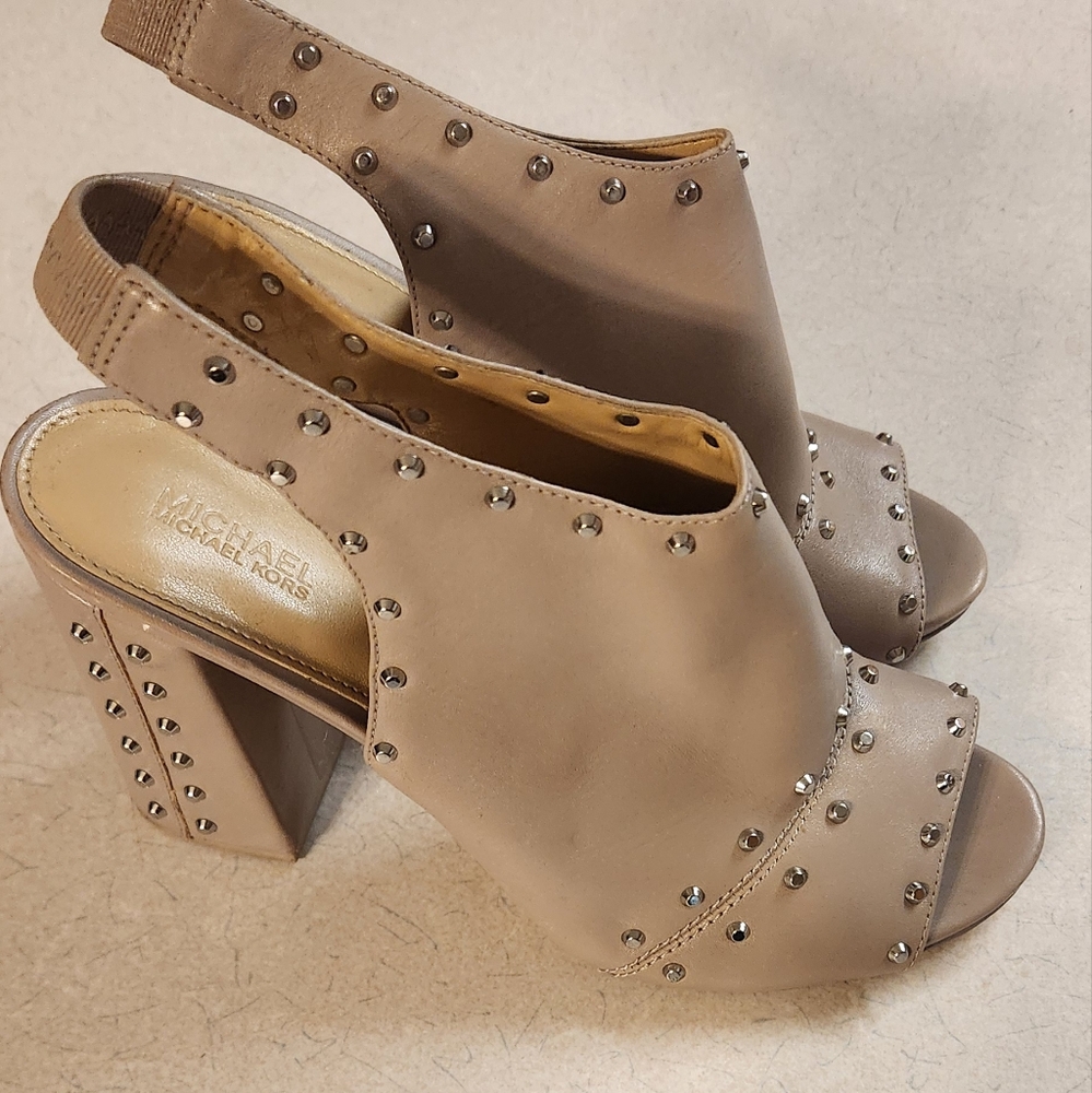 Michael Kors Tan Block Heel Studded Heels Size Womens 8